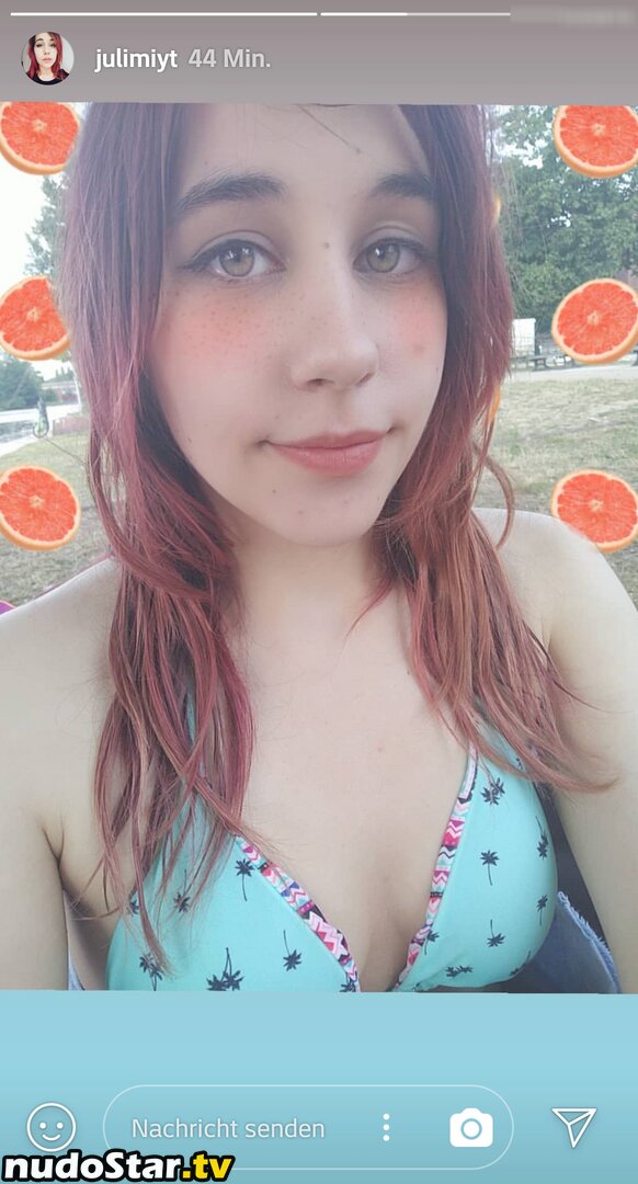 Juli Mi / julimitv Процурела Гола OnlyFans Фотографија #1