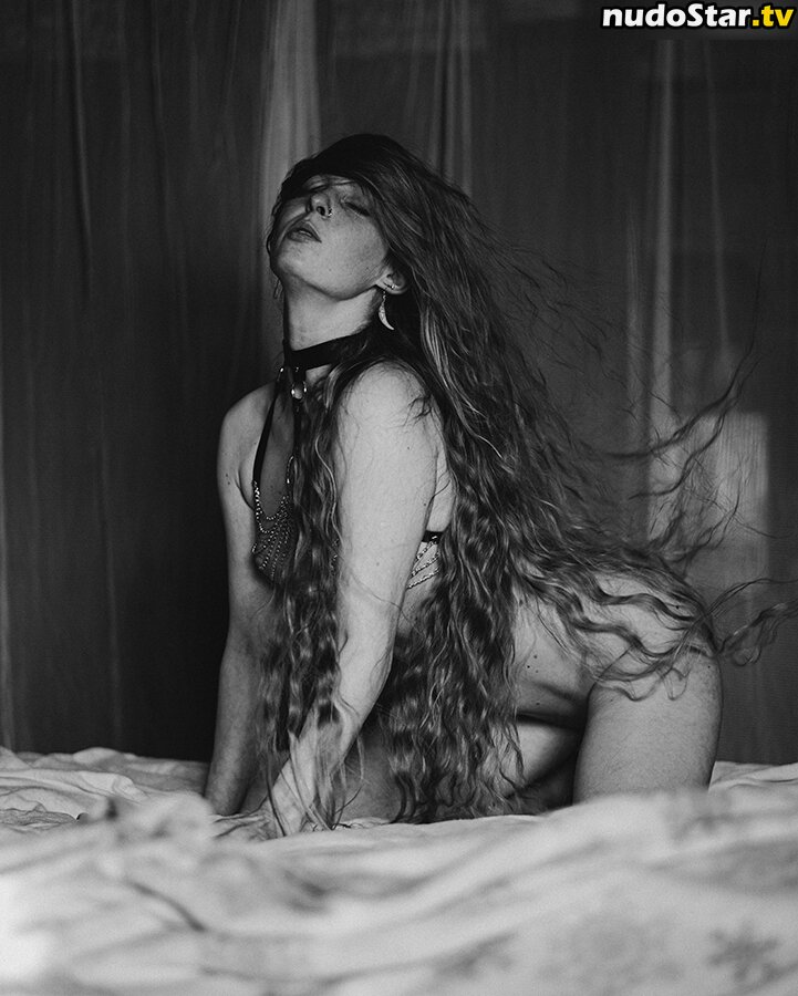 thinloth Процурела Гола OnlyFans Фотографија #34