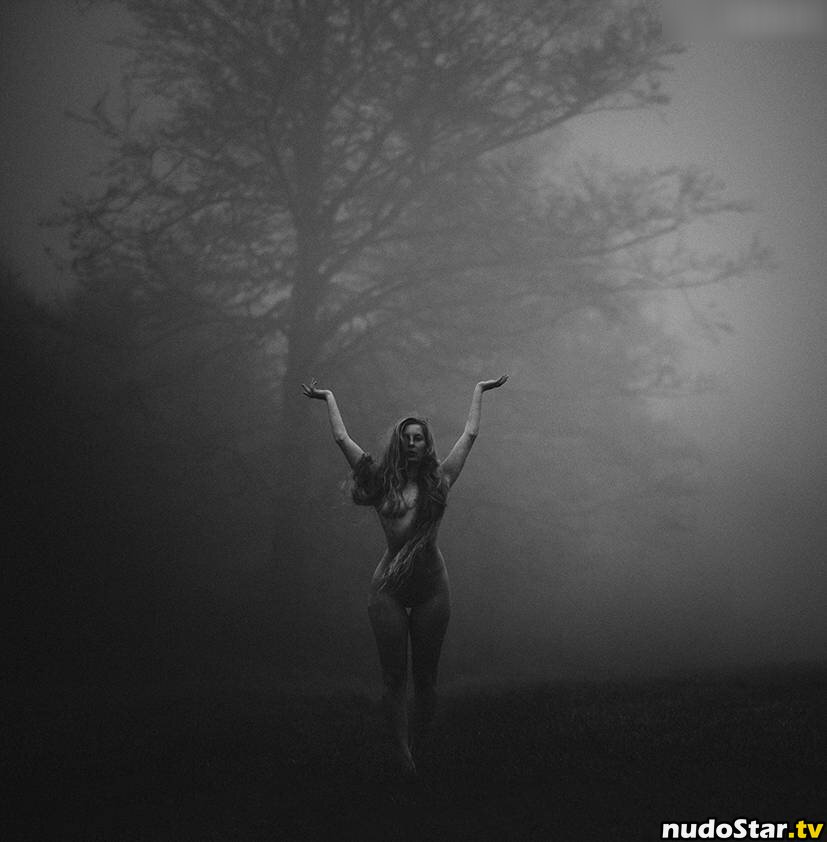thinloth Процурела Гола OnlyFans Фотографија #54
