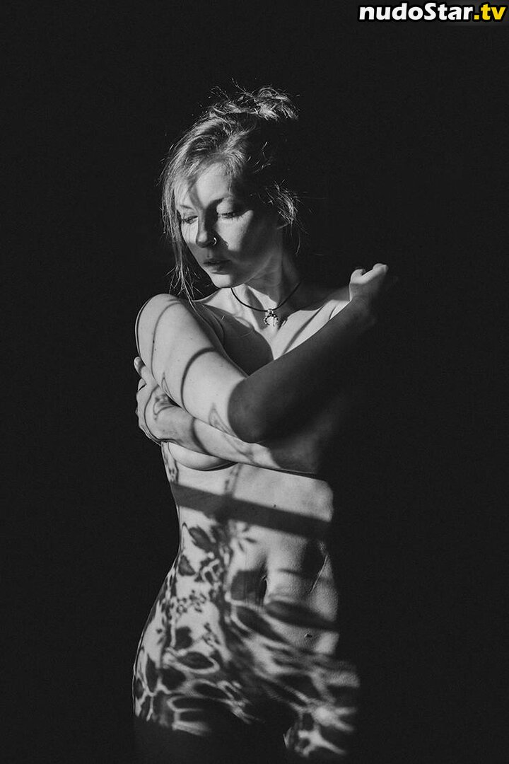 thinloth Процурела Гола OnlyFans Фотографија #57